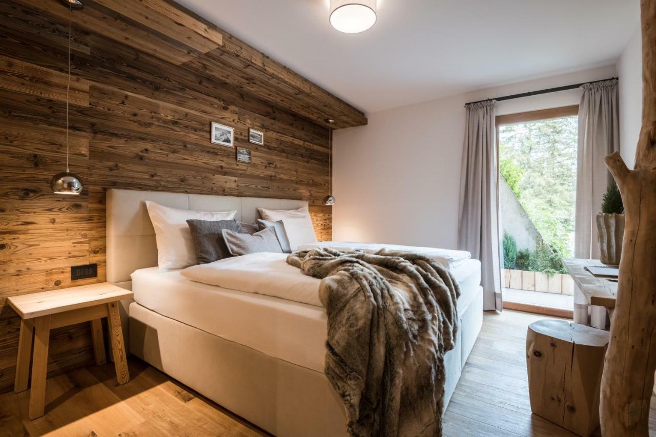 Les Dolomites Mountain Lodges Сан-Мартино-ин-Бадия Экстерьер фото