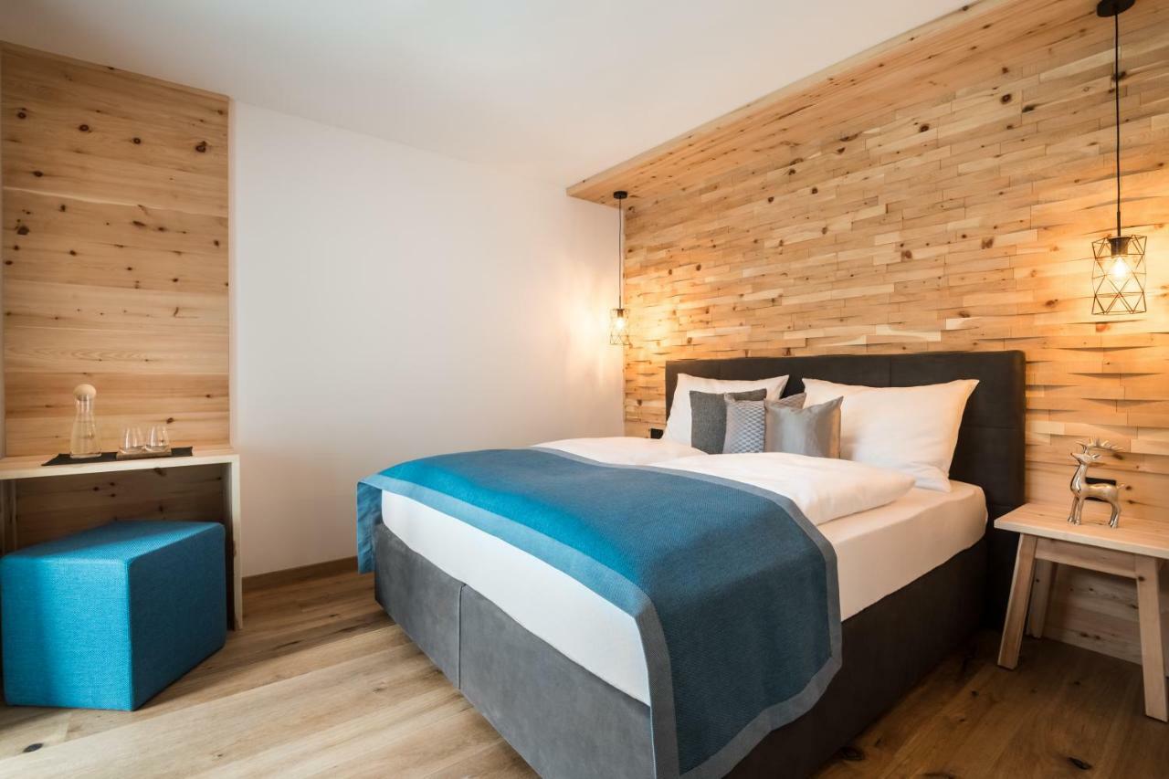 Les Dolomites Mountain Lodges Сан-Мартино-ин-Бадия Экстерьер фото